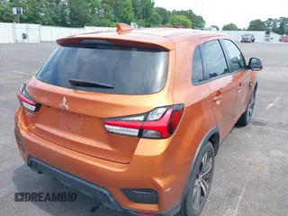 2020 Mitsubishi Outlander ES z VIN JA4AP3AU6LU011367, wystawiony jako IAAI lot #42492493 z przebiegiem 102 745 mil mil oraz . Historia ofert i sprzedaży dostępna na DreamBid. Obrazek 4.
