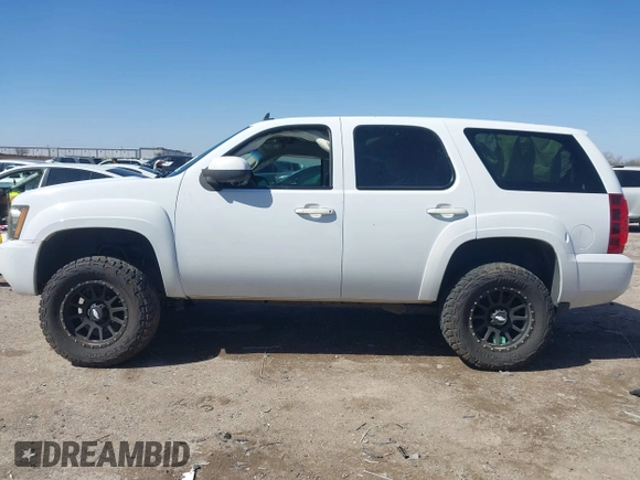 2009 Chevrolet Tahoe 1LT z VIN 1GNFK23049R106012, wystawiony jako IAAI lot #41695274 z przebiegiem 212 989 mil mil oraz . Historia ofert i sprzedaży dostępna na DreamBid. Obrazek 14.