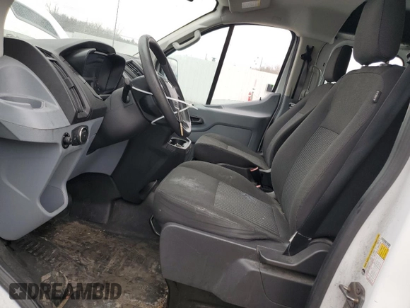 2018 Ford Transit z VIN 1FTYR1ZM7JKB17391, wystawiony jako Copart lot #46845195 z przebiegiem 170 533 mil mil oraz Szkoda całkowita • Salvage title. Historia ofert i sprzedaży dostępna na DreamBid. Obrazek 7.