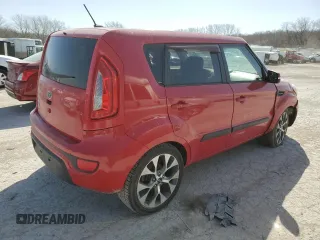 2012 Kia Soul + with VIN KNDJT2A64C7401735, listed as a Copart auction lot 48199655 with 119,693 mi miles and Salvage Title. Bid and sale history available at carsss.com. Image 3.
