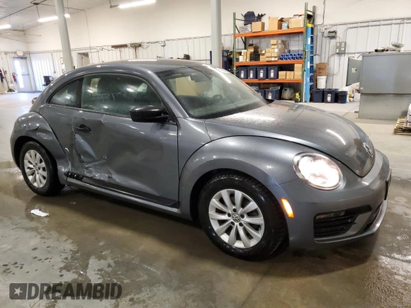 2017 Volkswagen Beetle Fleet with VIN 3VWF17AT9HM604385, listed as a Copart auction lot 50398445 with 81,995 mi miles and Salvage title. Bid and sale history available at DreamBid. Image 4.