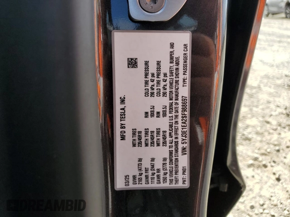 2025 Tesla Model 3 Long Range z VIN 5YJ3E1EA2SF988697, wystawiony jako Copart lot #56584815 z przebiegiem 4 664 mil mil oraz Szkoda całkowita • Salvage title. Historia ofert i sprzedaży dostępna na DreamBid. Obrazek 12.