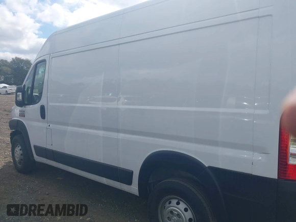 2019 Ram ProMaster Cargo with VIN 3C6TRVCG4KE521572, listed as a IAAI auction lot 40469320 with 191,158 mi miles and . Bid and sale history available at DreamBid. Image 14.