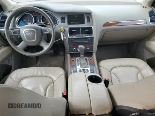 2010 Audi Q7 Premium Plus z VIN WA1LMAFE9AD003655, wystawiony jako Copart lot #84422404 z przebiegiem 180 102 mil mil oraz Czysty tytuł • Clean title. Historia ofert i sprzedaży dostępna na DreamBid. Obrazek 8.