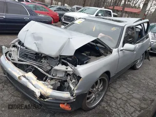 1995 Lexus LS 400 z VIN JT8UF22E9S0029003, wystawiony jako IAAI lot #41595809 z przebiegiem Nie podano mil oraz . Historia ofert i sprzedaży dostępna na DreamBid. Obrazek 2.