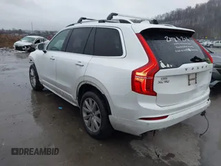 2018 Volvo XC90 Momentum z VIN YV4A22PK2J1321578, wystawiony jako IAAI lot #41151361 z przebiegiem 159 097 mil mil oraz . Historia ofert i sprzedaży dostępna na DreamBid. Obrazek 3.