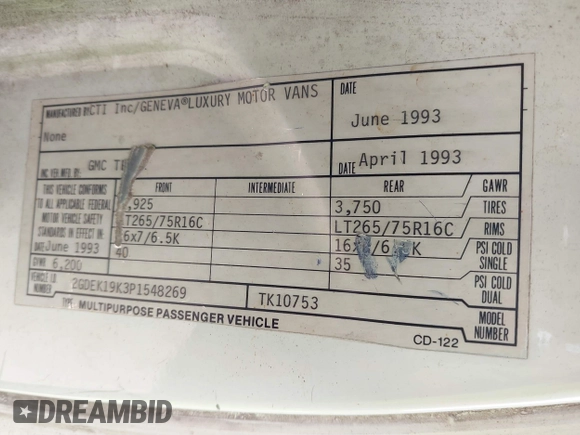 1993 GMC Sierra 1500 with VIN 2GDEK19K3P1548269, listed as a IAAI auction lot 41649617 with 251,363 mi miles and . Bid and sale history available at DreamBid. Image 9.