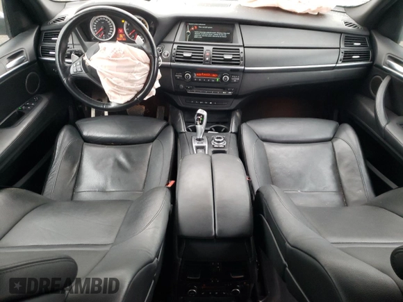 2013 BMW X5 M with VIN 5YMGY0C55D0C11533, listed as a Copart auction lot 85148774 with 53,538 mi miles and Salvage Title. Bid and sale history available at carsss.com. Image 8.