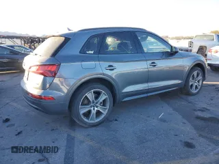 2020 Audi Q5 Premium Plus with VIN WA1BNAFY5L2024035, listed as a Copart auction lot 42304105 with 43,564 mi miles and Salvage Title. Bid and sale history available at carsss.com. Image 3.
