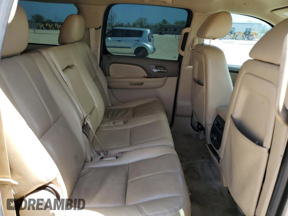 2014 Chevrolet Suburban LT with VIN 1GNSCJE09ER149368, listed as a Copart auction lot 50401175 with 207,607 mi miles and Salvage Title. Bid and sale history available at carsss.com. Image 11.