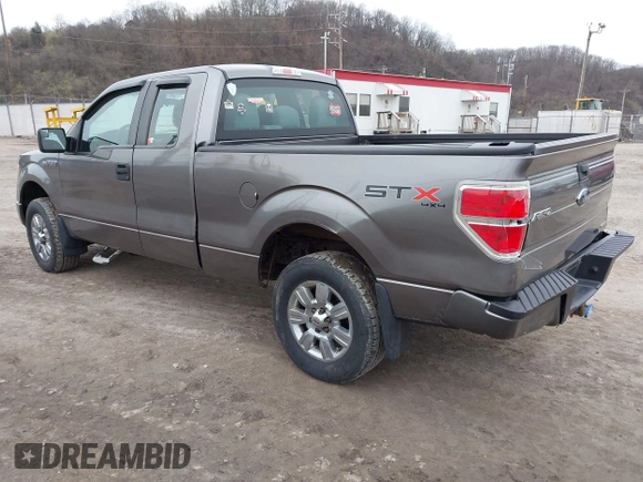 2012 Ford F-150 XL with VIN 1FTFX1EF3CFC52836, listed as a IAAI auction lot 41944971 with 104,728 mi miles. Bid and sale history available at carsss.com. Image 3.