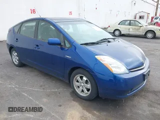 2008 Toyota Prius with VIN JTDKB20UX87776463, listed as a IAAI auction lot 42135235 with 179,768 mi miles. Bid and sale history available at carsss.com. Image 1.