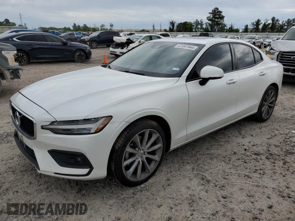 2021 Volvo S60 Momentum with VIN 7JR102FK7MG096815, listed as a Copart auction lot 47497864 with 43,550 mi miles. Bid and sale history available at carsss.com. Image 1.