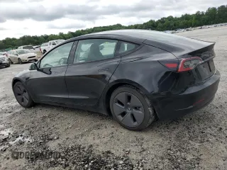 2023 Tesla Model 3 z VIN 5YJ3E1EA6PF437132, wystawiony jako Copart lot #59059455 z przebiegiem 104 063 mil mil oraz Czysty tytuł • Clean title. Historia ofert i sprzedaży dostępna na DreamBid. Obrazek 2.