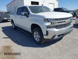 2020 Chevrolet Silverado 1500 LT z VIN 1GCUYDED7LZ137028, wystawiony jako IAAI lot #41815404 z przebiegiem 73 775 mil mil oraz . Historia ofert i sprzedaży dostępna na DreamBid. Obrazek 1.