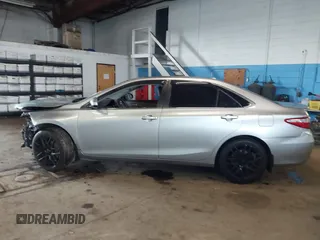 2017 Toyota Camry XLE z VIN 4T1BF1FK9HU759543, wystawiony jako IAAI lot #42264042 z przebiegiem 97 143 mil mil oraz . Historia ofert i sprzedaży dostępna na DreamBid. Obrazek 14.