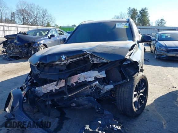 2019 BMW X5 xDrive40i with VIN 5UXCR6C55KLL01781, listed as a IAAI auction lot 38676093 with 1 mi miles. Bid and sale history available at carsss.com. Image 6.