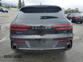 2024 Genesis GV70 2.5T z VIN 5NMMADTB7RH008046, wystawiony jako Copart lot #48732555 z przebiegiem 11 384 mil mil oraz Szkoda całkowita • Salvage title. Historia ofert i sprzedaży dostępna na DreamBid. Obrazek 6.