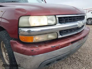 2003 Chevrolet Suburban LT with VIN 1GNEC16Z93J203872, listed as a IAAI auction lot 41666221 with 1 mi miles. Bid and sale history available at carsss.com. Image 6.