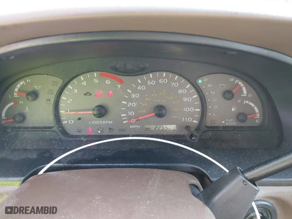 2004 Toyota Sequoia SR5 with VIN 5TDZT34A24S213103, listed as a IAAI auction lot 41675097 with 225,509 mi miles. Bid and sale history available at carsss.com. Image 7.