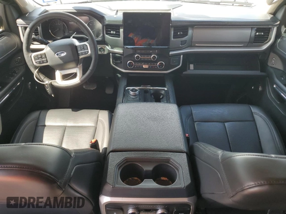 2024 Ford Expedition XLT with VIN 1FMJU1H84REA28212, listed as a Copart auction lot 46956805 with 28,507 mi miles and Salvage Title. Bid and sale history available at carsss.com. Image 8.
