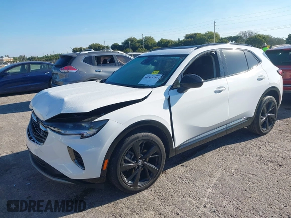 2022 Buick Envision Preferred with VIN LRBAZLR46ND065564, listed as a IAAI auction lot 41844760 with 33,327 mi miles. Bid and sale history available at carsss.com. Image 2.