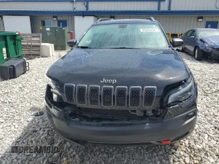 2020 Jeep Cherokee Trailhawk Elite with VIN 1C4PJMBN2LD546324, listed as a Copart auction lot 60826494 with 79,625 mi miles and Salvage title. Bid and sale history available at DreamBid. Image 5.