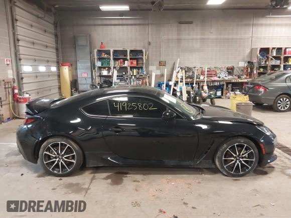 2022 Toyota GR86 with VIN JF1ZNBC15N8750954, listed as a IAAI auction lot 41925802 with 13,362 mi miles. Bid and sale history available at carsss.com. Image 13.