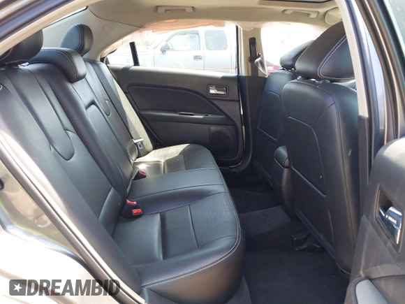 2011 Ford Fusion SEL with VIN 3FAHP0JA6BR328635, listed as a IAAI auction lot 42092220 with 82,251 mi miles and . Bid and sale history available at carsss.com. Image 8.