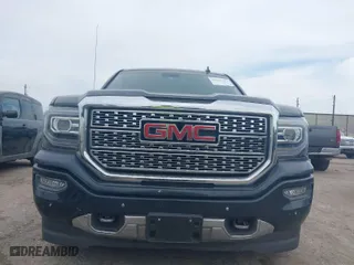 2018 GMC Sierra 1500 Denali with VIN 3GTU2PEJ6JG446091, listed as a IAAI auction lot 41659323 with 109,986 mi miles. Bid and sale history available at carsss.com. Image 6.