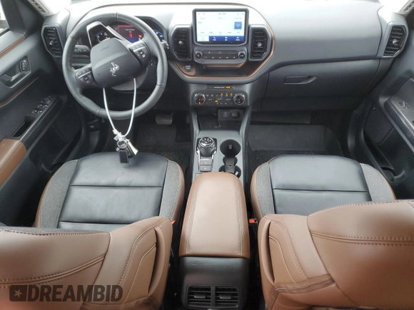2022 Ford Bronco Sport Outer Banks with VIN 3FMCR9C6XNRD94682, listed as a Copart auction lot 59913785 with 25,201 mi miles and Salvage title. Bid and sale history available at DreamBid. Image 8.
