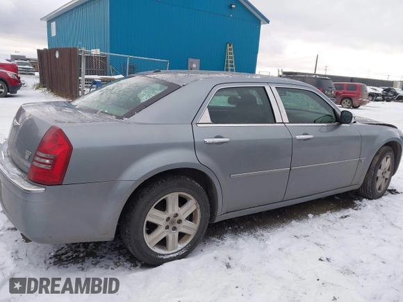 2006 Chrysler 300 C with VIN 2C3KK63H66H382504, listed as a IAAI auction lot 40599570 with 161,754 mi miles. Bid and sale history available at carsss.com. Image 13.