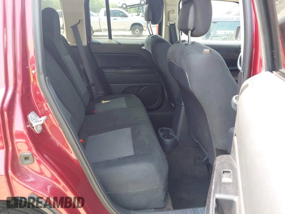 2016 Jeep Patriot Latitude with VIN 1C4NJPFB6GD603624, listed as a IAAI auction lot 42411731 with 187,485 mi miles and . Bid and sale history available at DreamBid. Image 8.
