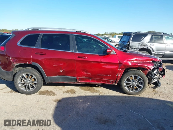 2020 Jeep Cherokee Latitude Plus with VIN 1C4PJLLB3LD624382, listed as a IAAI auction lot 40799441 with 66,588 mi miles. Bid and sale history available at carsss.com. Image 12.