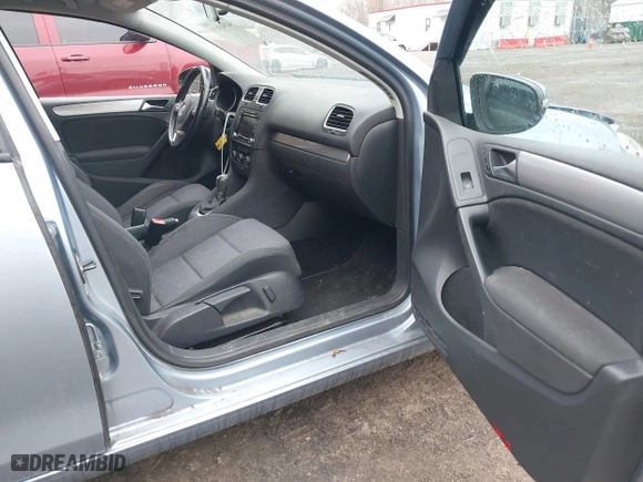 2011 Volkswagen Golf TDI with VIN WVWDM7AJ9BW238175, listed as a IAAI auction lot 41943019 with 153,581 mi miles. Bid and sale history available at carsss.com. Image 5.