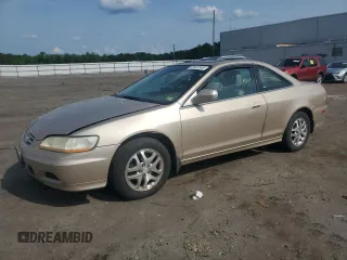 2001 Honda Accord EX with VIN 1HGCG22531A021886, listed as a Copart auction lot 60922945 with 246,040 mi miles and Salvage title. Bid and sale history available at DreamBid. Image 1.