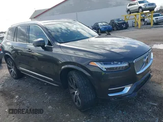 2023 Volvo XC90 Ultimate with VIN YV4062PAXP1904903, listed as a IAAI auction lot 41919402 with 32,000 mi miles. Bid and sale history available at carsss.com. Image 1.