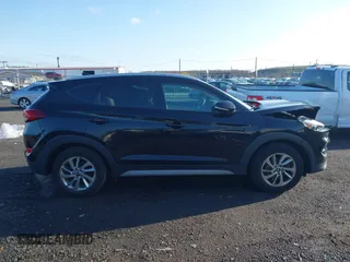 2018 Hyundai Tucson SEL z VIN KM8J3CA47JU689409, wystawiony jako IAAI lot #41931096 z przebiegiem 41 746 mil mil oraz . Historia ofert i sprzedaży dostępna na DreamBid. Obrazek 14.