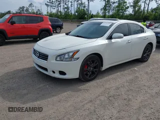2014 Nissan Maxima SV z VIN 1N4AA5AP3EC466222, wystawiony jako IAAI lot #42176683 z przebiegiem 135 575 mil mil oraz . Historia ofert i sprzedaży dostępna na DreamBid. Obrazek 17.