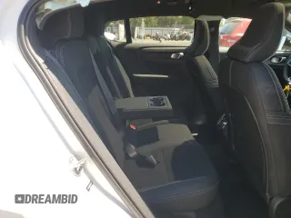 2022 Volvo C40 Recharge Pure Electric Ultimate with VIN YV4ED3GB9N2005757, listed as a Copart auction lot 58336704 with 6,927 mi miles and Salvage Title. Bid and sale history available at carsss.com. Image 10.
