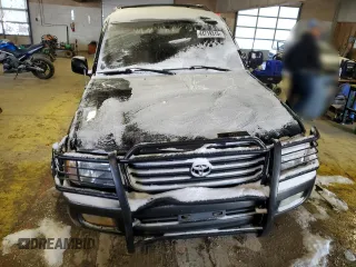 2001 Toyota Land Cruiser with VIN JTEHT05J112007231, listed as a Copart auction lot 44719315 with 0 mi miles and Salvage Title. Bid and sale history available at carsss.com. Image 5.