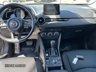 2021 Mazda CX-3 Sport z VIN JM1DKDB72M1505132, wystawiony jako Copart lot #56710285 z przebiegiem 21 692 mil mil oraz Szkody całkowita. Historia ofert i sprzedaży dostępna na DreamBid. Obrazek 9.