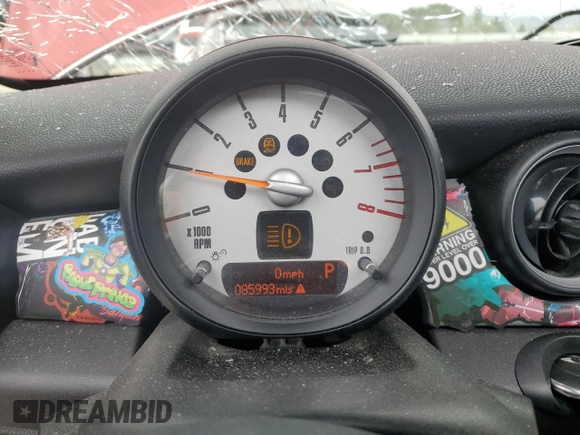2013 MINI Hardtop with VIN WMWSU3C52DT544684, listed as a Copart auction lot 54421835 with 85,993 mi miles and Salvage Title. Bid and sale history available at DreamBid. Image 9.