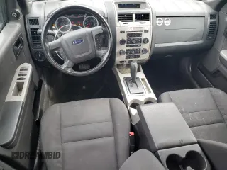 2011 Ford Escape XLT с VIN 1FMCU0D71BKC40590, выставлен на аукционе Copart как лот 58641865 с пробегом 95 211 миль миль и Списание • Salvage title. История ставок и продаж доступна на DreamBid. Изображение 8.