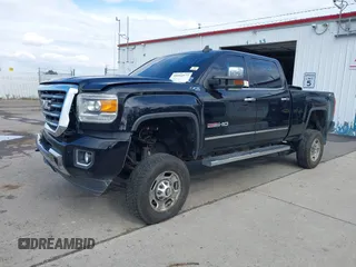 2015 GMC Sierra 2500HD SLT with VIN 1GT12ZE87FF552599, listed as a IAAI auction lot 40054977 with 146,190 mi miles and . Bid and sale history available at DreamBid. Image 16.