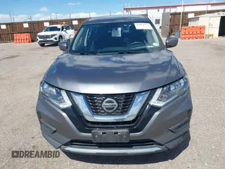 2019 Nissan Rogue SL with VIN 5N1AT2MV5KC830564, listed as a IAAI auction lot 42024737 with 121,523 mi miles and . Bid and sale history available at carsss.com. Image 12.