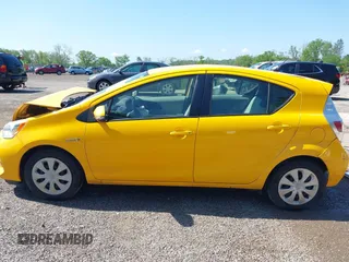 2014 Toyota Prius One z VIN JTDKDTB31E1066984, wystawiony jako IAAI lot #42261574 z przebiegiem 163 378 mil mil oraz . Historia ofert i sprzedaży dostępna na DreamBid. Obrazek 15.