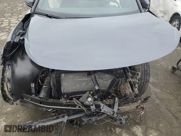 2023 Volkswagen ID.4 Pro z VIN 1V2VMPE81PC052505, wystawiony jako Copart lot #43619985 z przebiegiem Nie podano mil oraz Szkoda całkowita • Salvage title. Historia ofert i sprzedaży dostępna na DreamBid. Obrazek 11.