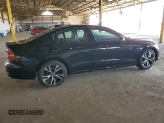 2024 Volvo S60 Core Dark Theme with VIN 7JRL12FK1RG324997, listed as a Copart auction lot 64224614 with 981 mi miles and Salvage Title. Bid and sale history available at carsss.com. Image 3.
