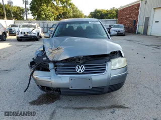 2003 Volkswagen Passat GL with VIN WVWMD63B83P051506, listed as a Copart auction lot 70968654 with 100,066 mi miles and Salvage Title. Bid and sale history available at carsss.com. Image 5.